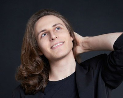Владимир Вишневский играет Шопена